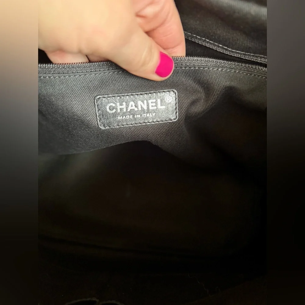 CHANEL Bag - Picture 13 of 15